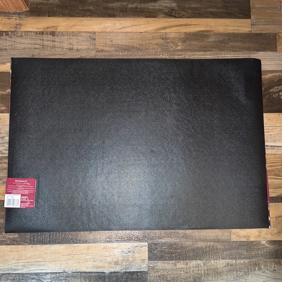 2- Trimming Traditions Santa and Snowman Doormat ⛄️🎅🏻 - Picture 3 of 5